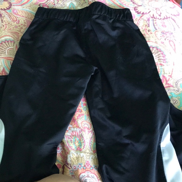 under armor pants - Picture 4 of 4